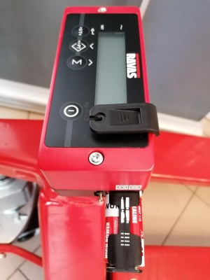RAVAS 1100 - mérleges raklapemelő - hidraulikus kézi raklapemelő, békamérleg digitális mérleggel, egyedi mértetek, speciális hosszúság és szélesség
